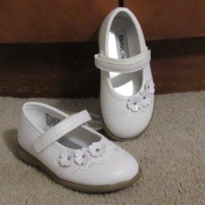 Toddler Girls 7 White Dress Shoes Rachel Shoes Paige